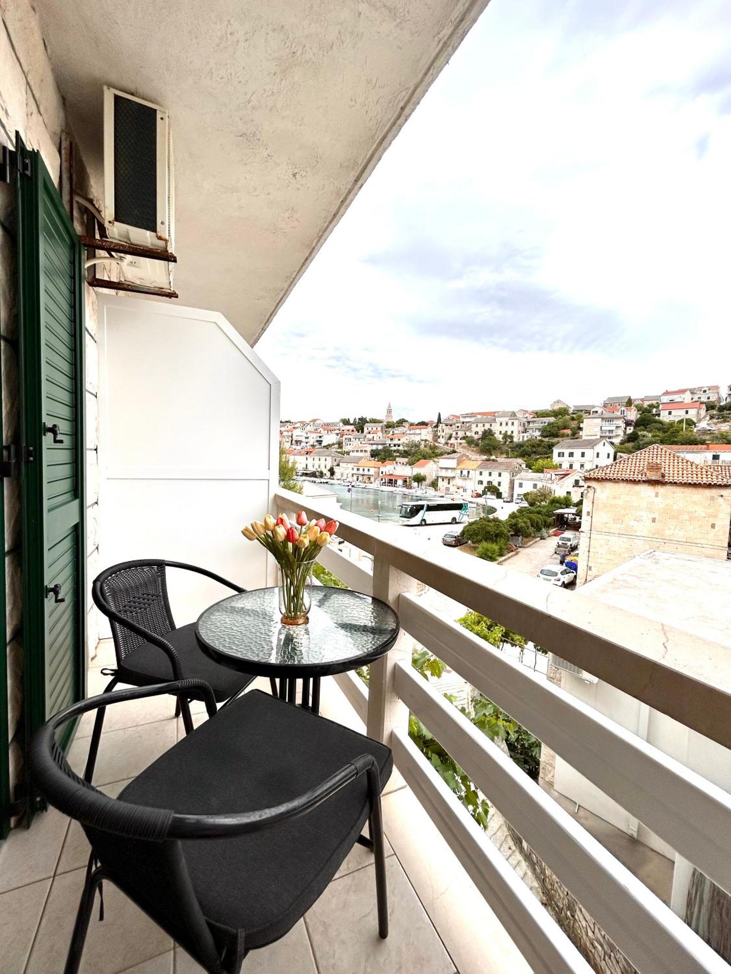 Apartman Zorka Povlja  Extérieur photo